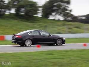 2009R 5.0L C(j)е w^