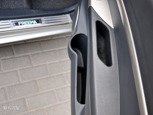 2010款1.6L 手动豪华版 空间座椅