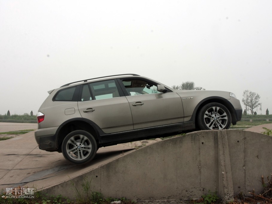 2009X3ڣ xDrive 3.0i 