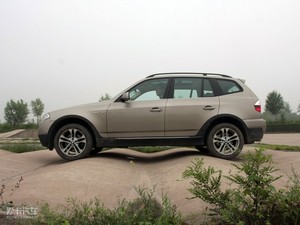 2009款xDrive 3.0i  整体外观