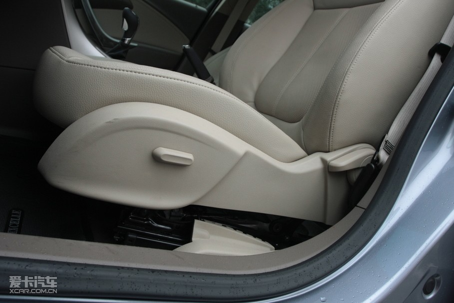 2010��Ӣ��GT 1.8L �ԄӺ��A��