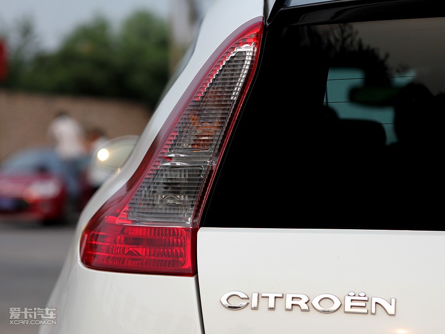 2009��ѩ�F��C4(�M(j��n)��) 1.6T VTS