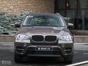2011款xDrive35i 尊贵版 整体外观