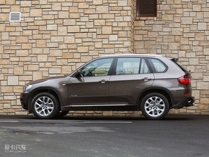 2011款xDrive35i 尊贵版 整体外观