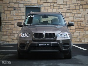 2011款xDrive35i 尊贵版 正前