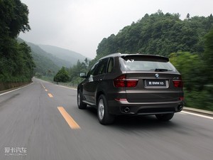 2011款xDrive35i 尊贵版 整体外观