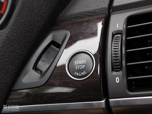 2011xDrive35i F п؅^