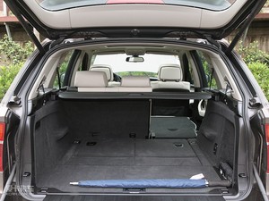 2011款xDrive35i 尊贵版 空间座椅