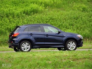 2010款2.0L 四驱劲酷版 整体外观