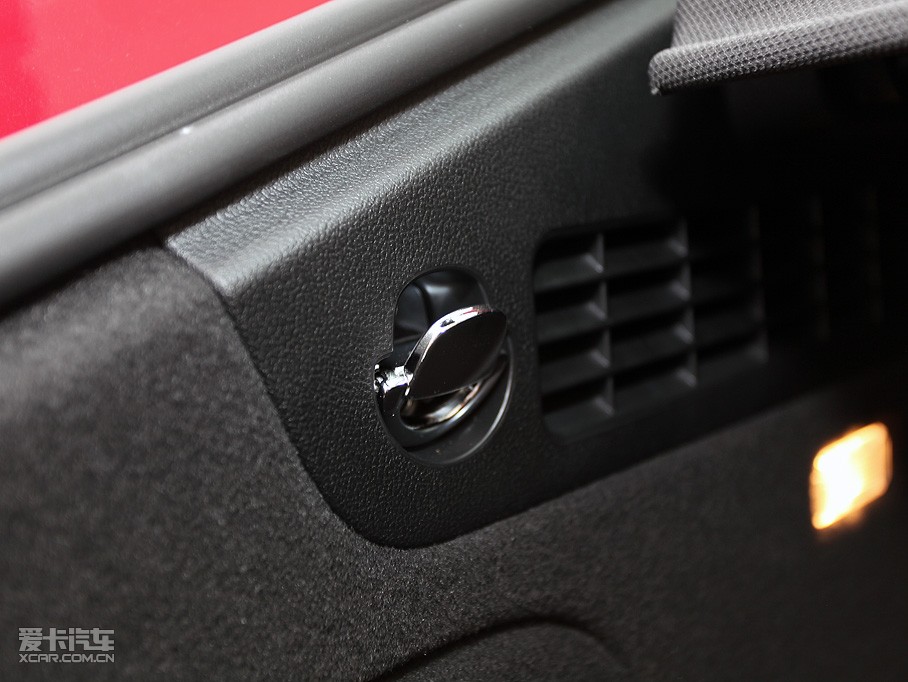 2010?yun)WA5 2.0TFSI Sportback A