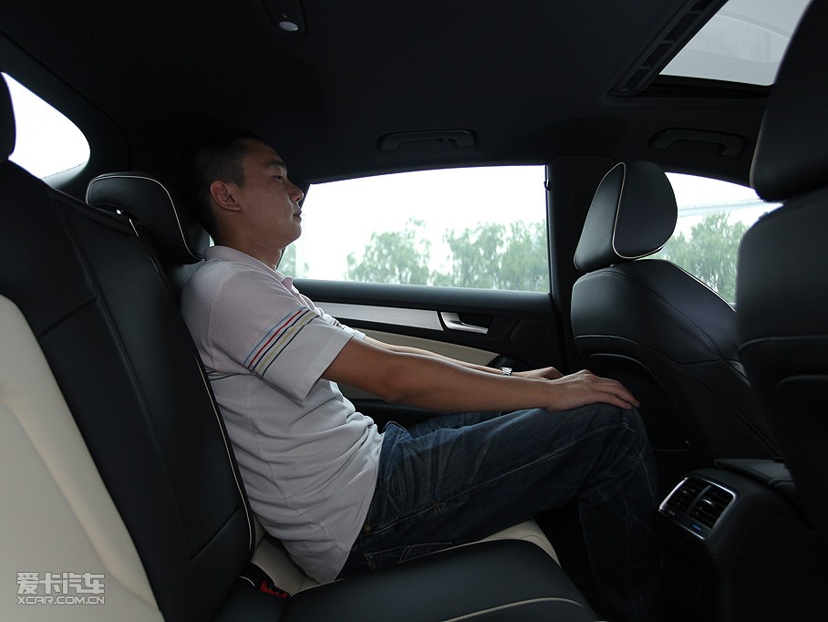 2010WA5 2.0TFSI Sportback A