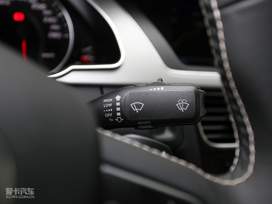 2010WA5 2.0TFSI Sportback A