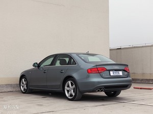 2010款2.0TFSI CVT运动版 整体外观