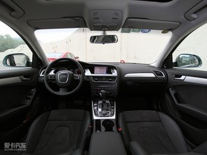 2010款2.0TFSI CVT运动版 中控区