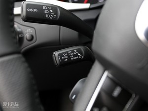 2010款2.0TFSI CVT运动版 中控区