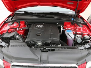 2010款2.0TFSI Sportback 豪华型 发动机