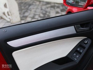 20102.0TFSI Sportback A g