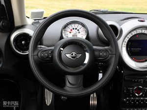 2011COOPER S ALL 4 п؅^(q)