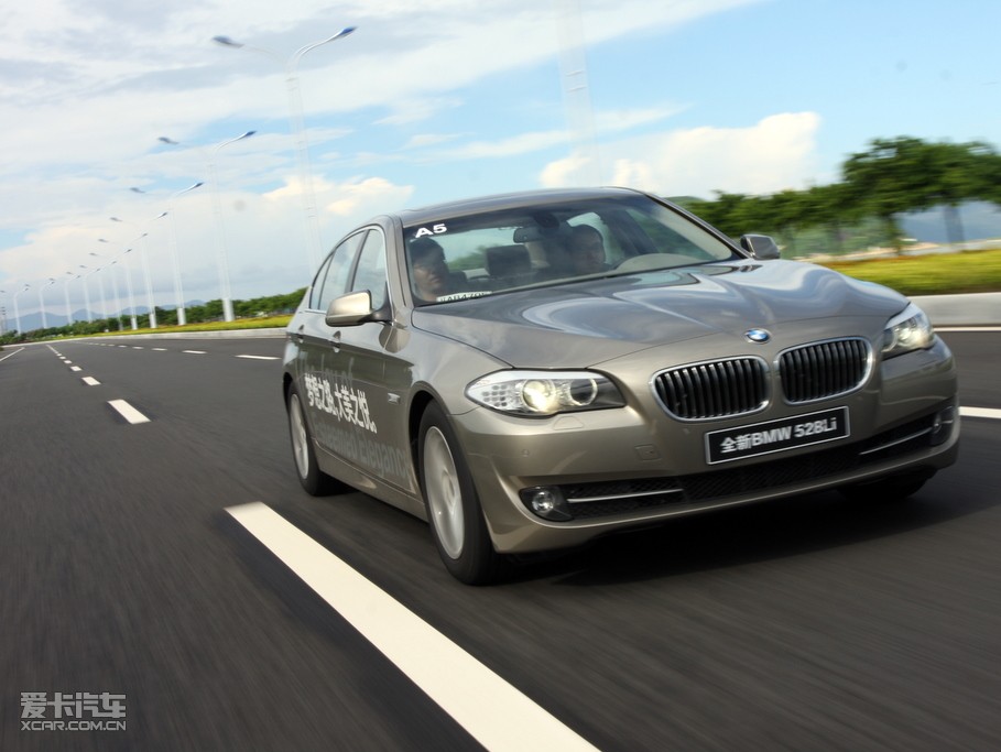 2011R5ϵ 528Li A