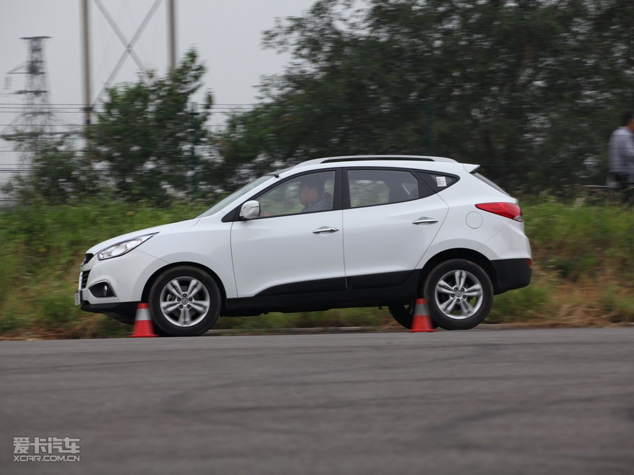 2010��F��ix35 2.0L �Ԅ�������F��