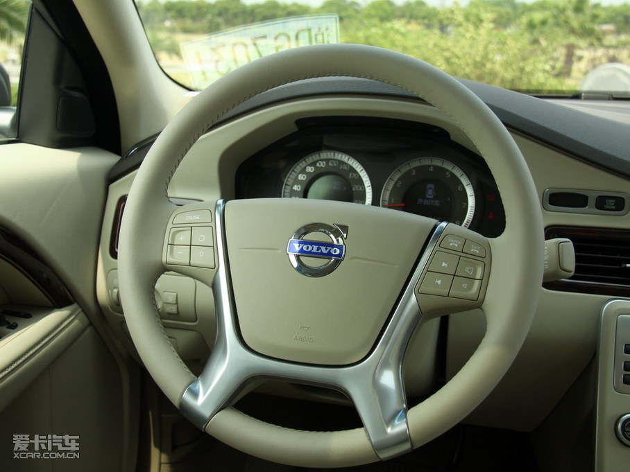 2010���֠���S80L 2.5T ���(q��)�����