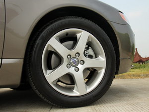 2010款2.5T 两驱智尊版 细节外观