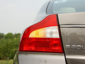 2010款2.5T 两驱智尊版 细节外观