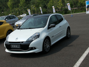 2009ZClio w^
