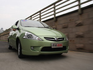 2010款1.5XL 手动尊贵版 整体外观