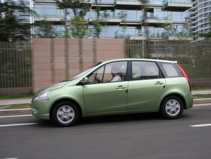 2010款1.5XL 手动尊贵版 正侧（左）