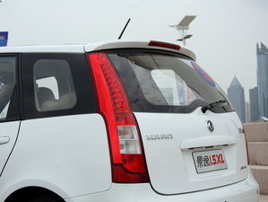 2010款1.5XL 手动尊贵版 细节外观