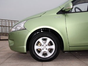 2010款1.5XL 手动尊贵版 细节外观
