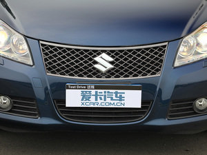 2010款2.4L 四驱豪华版 中网