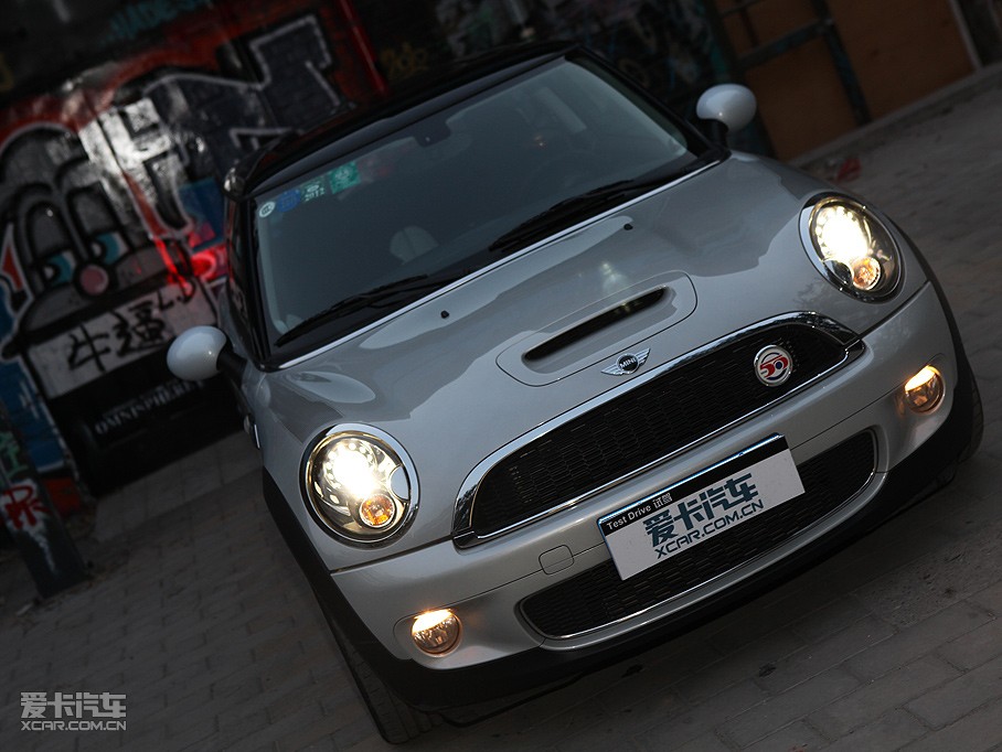 2009MINI S 50 CAMDEN