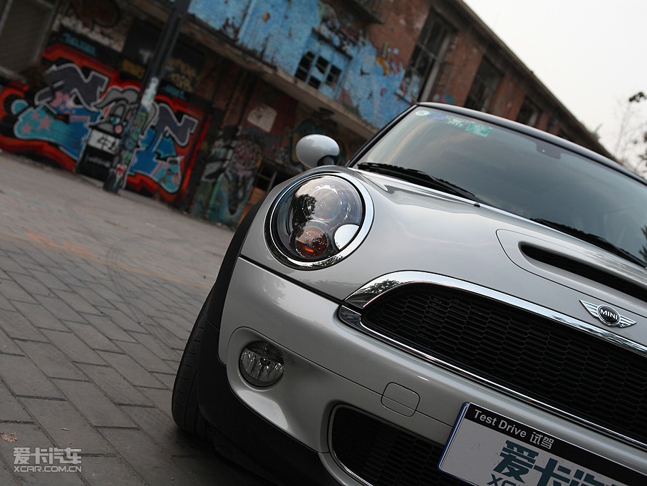 2009MINI S 50 CAMDEN