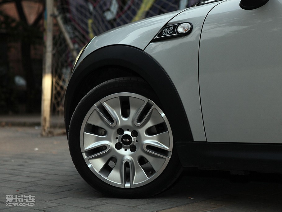 2009MINI S 50 CAMDEN