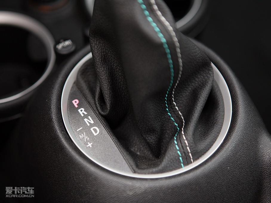 2009MINI S 50 CAMDEN