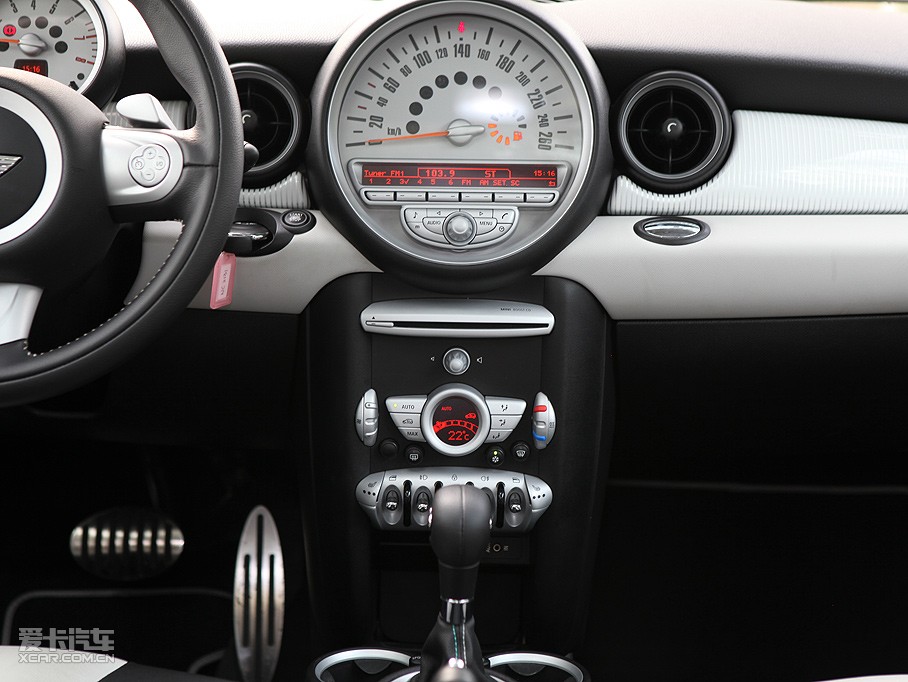 2009MINI S 50 CAMDEN