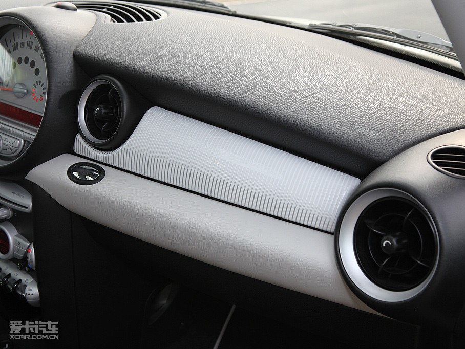 2009MINI S 50 CAMDEN