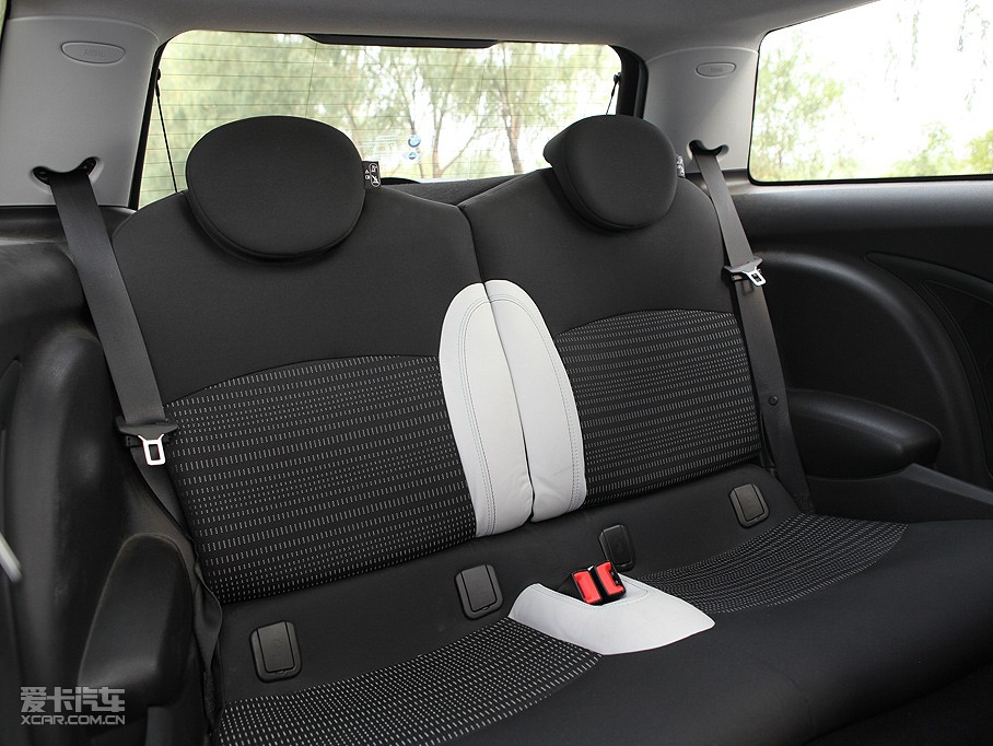 2009MINI S 50 CAMDEN