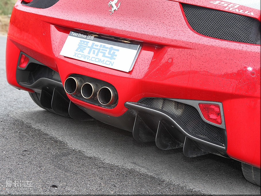 2010458 4.5L Italia