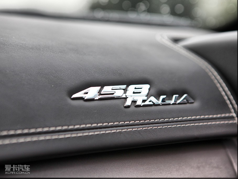 2010458 4.5L Italia