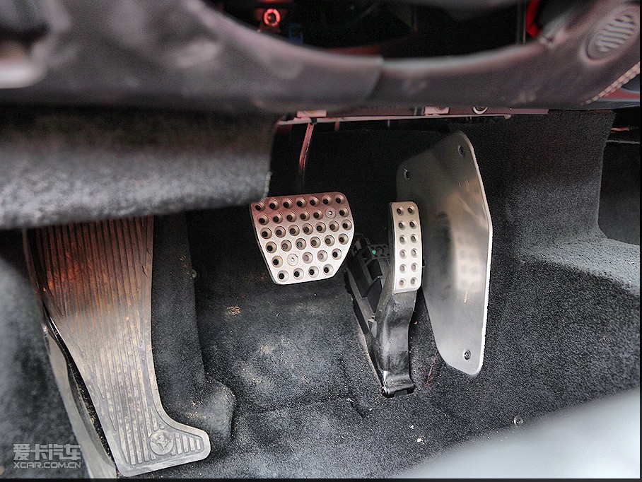 2010458 4.5L Italia