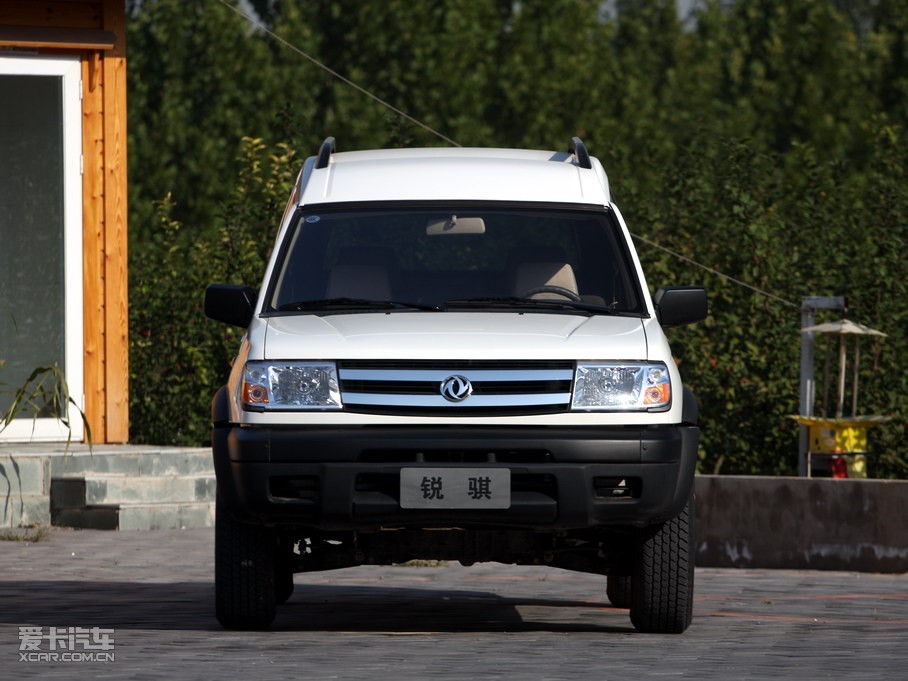 2010���J�U��ʽ܇ 2.5L ���(q��)��(bi��o)��(zh��n)��