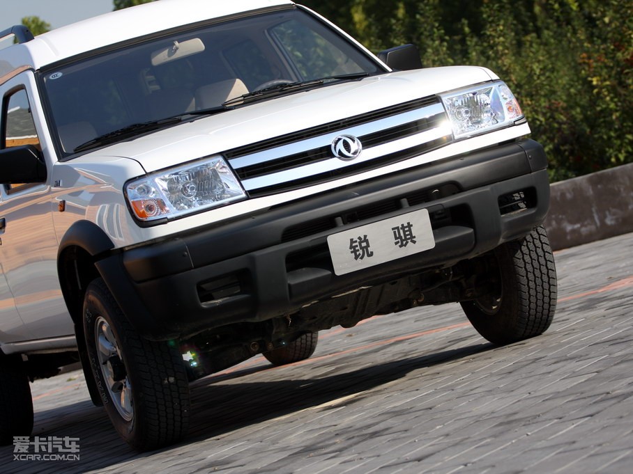 2010���J�U��ʽ܇ 2.5L ���(q��)��(bi��o)��(zh��n)��