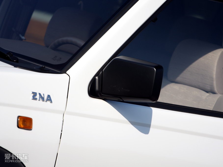 2010���J�U��ʽ܇ 2.5L ���˜ʰ�