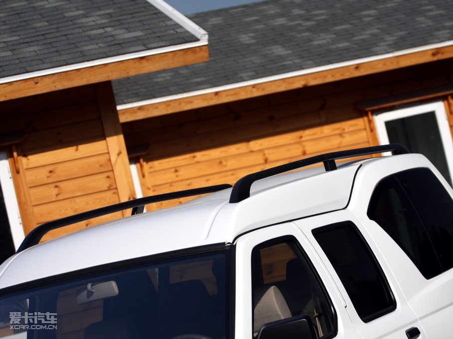 2010���J�U��ʽ܇ 2.5L ���(q��)��(bi��o)��(zh��n)��