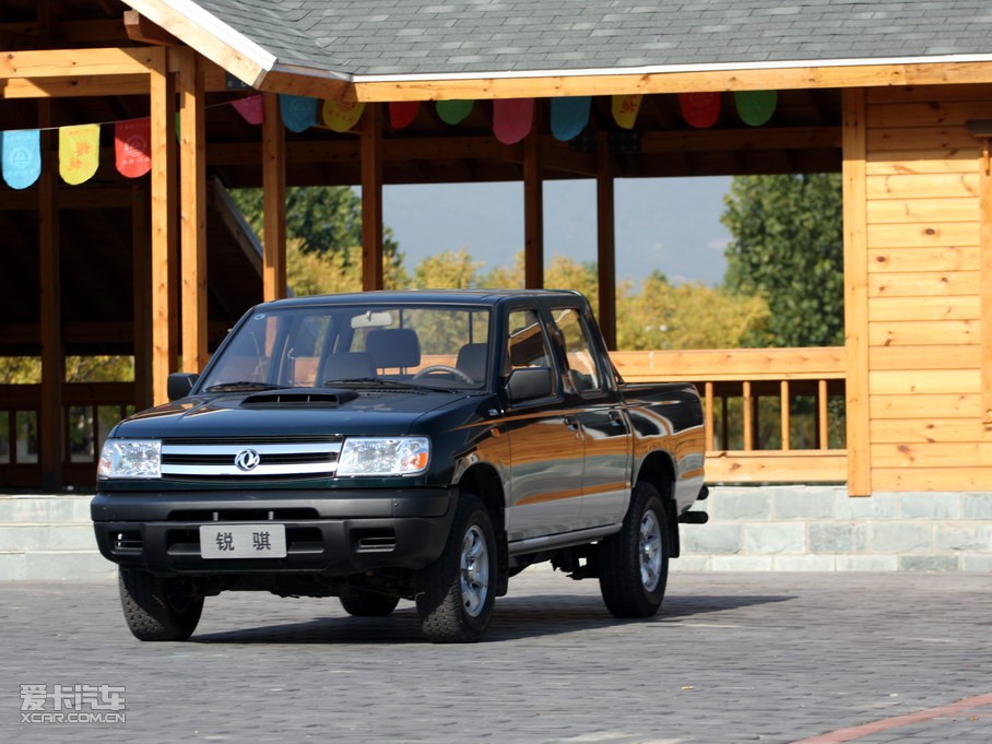 2010���J�U��ʽ܇ 2.5L ���˜ʰ�