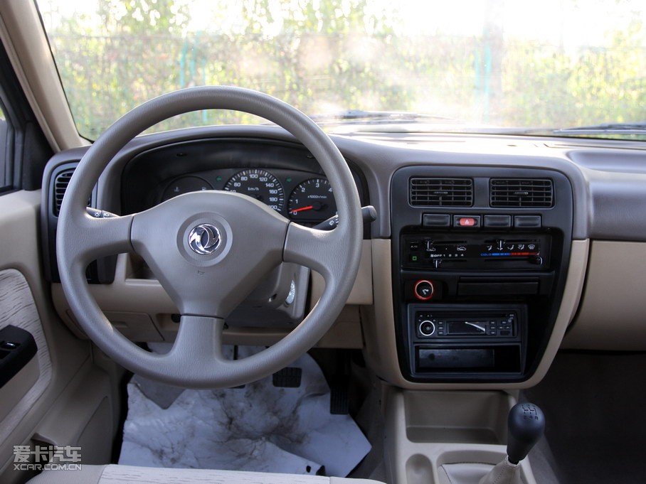 2010���J�U��ʽ܇ 2.5L ���˜ʰ�