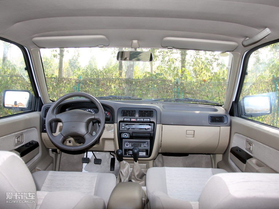 2010���J�U��ʽ܇ 2.5L ���˜ʰ�